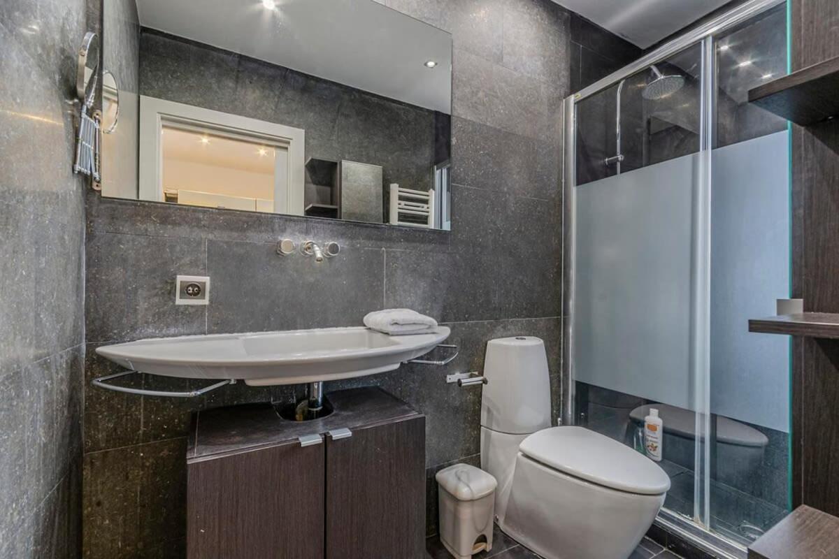 Apartamento Cozy And Bright 3bd By Gran Via Barcelona