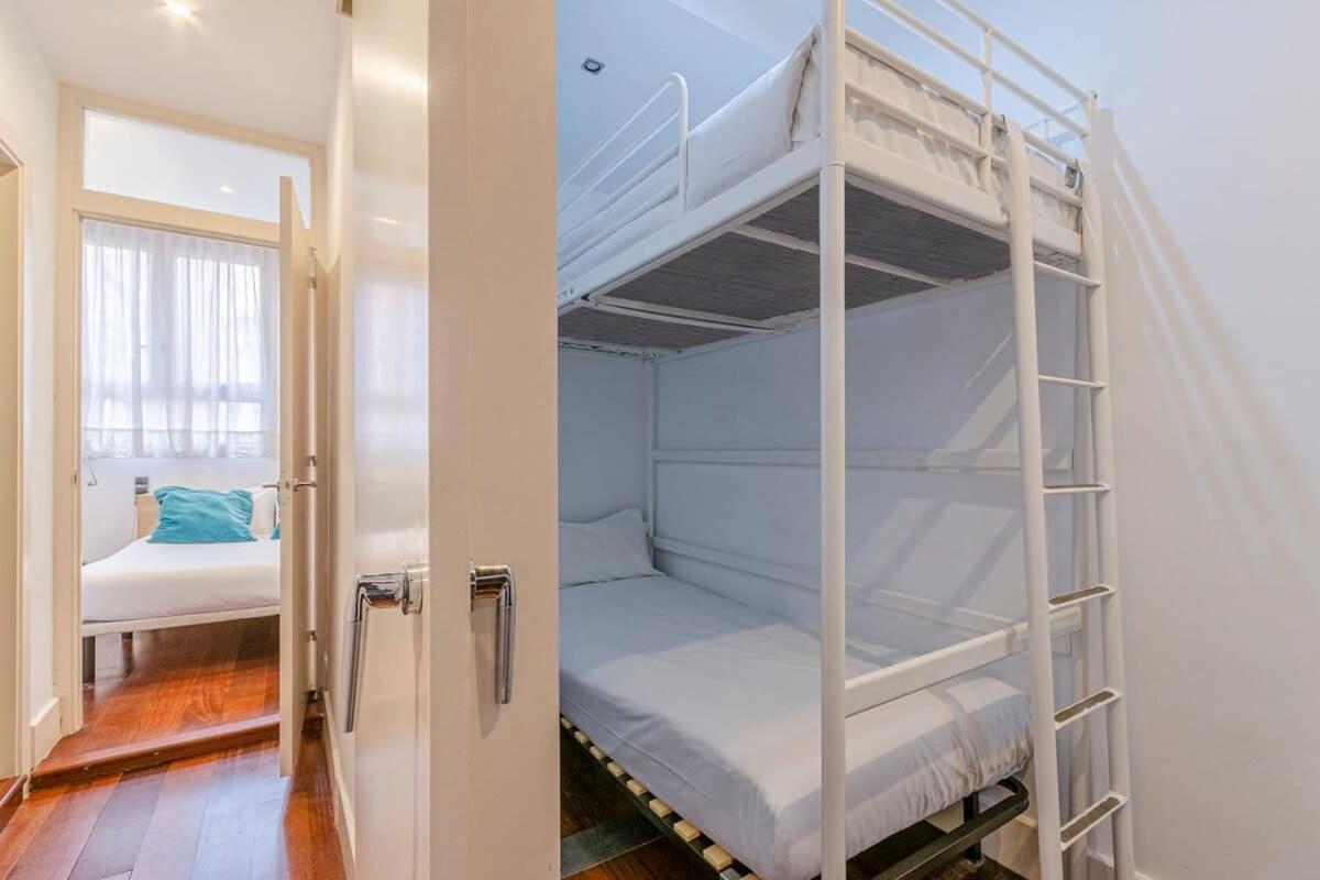 Cozy And Bright 3bd By Gran Via Apartamento Barcelona